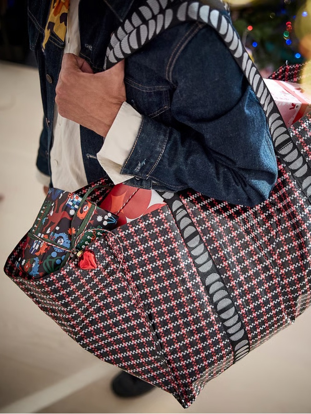 Stylish Black and Red Plaid Tote Bags
